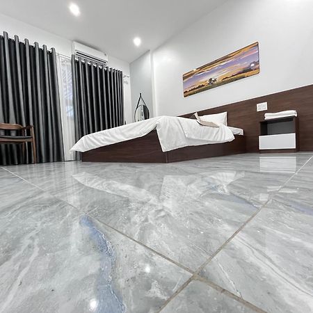 Khang Hotel Phủ Từ Sơn Exteriér fotografie