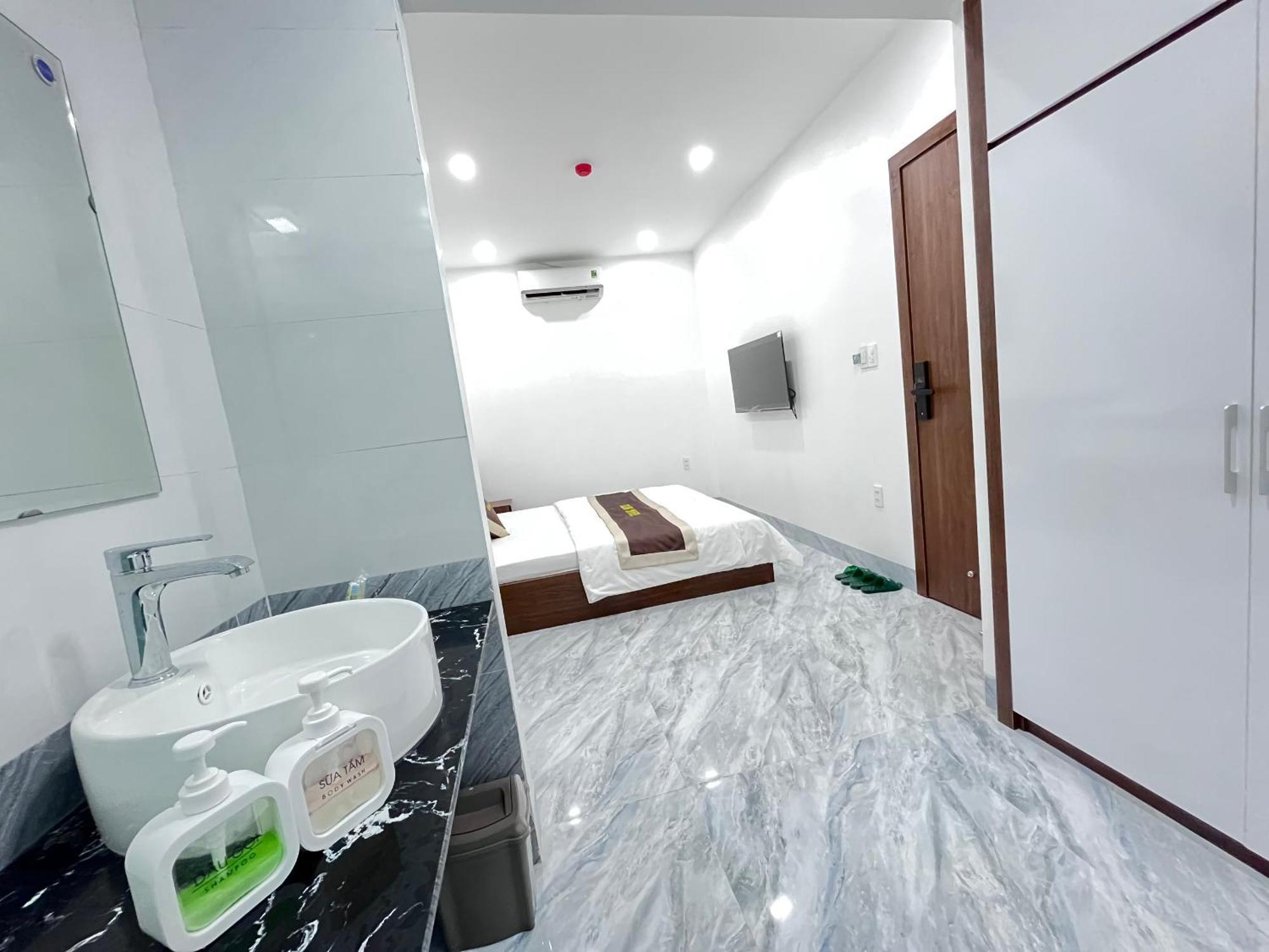 Khang Hotel Phủ Từ Sơn Pokoj fotografie