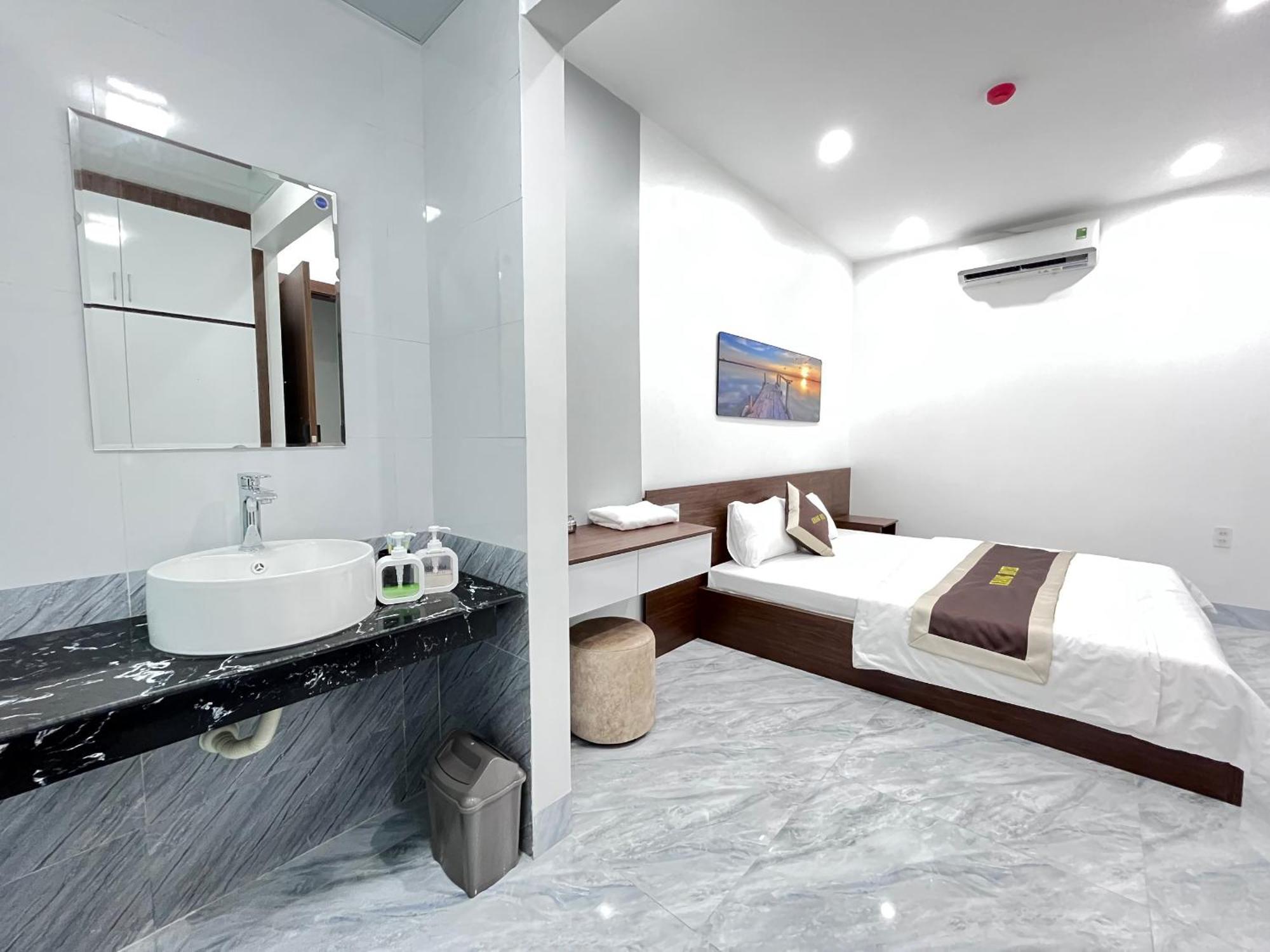 Khang Hotel Phủ Từ Sơn Pokoj fotografie